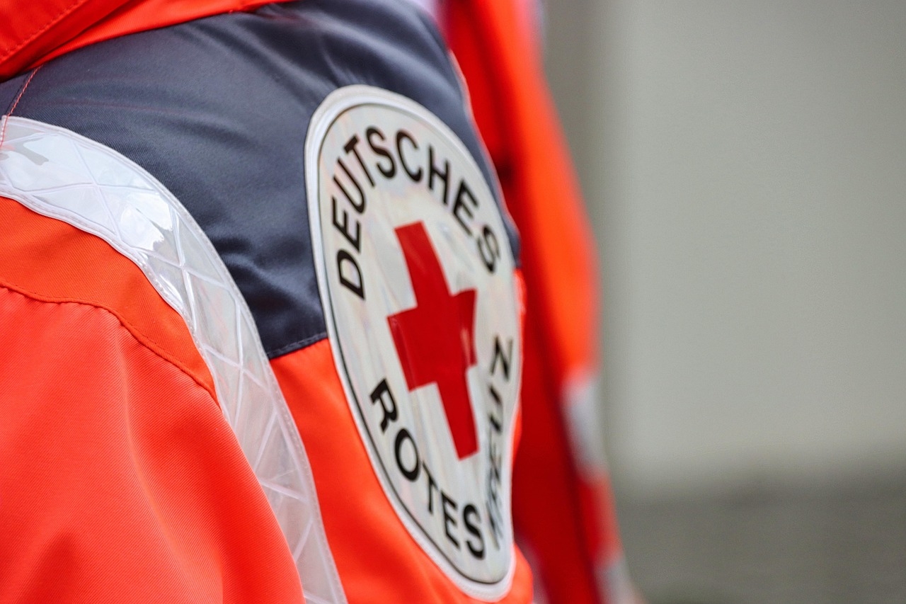 red cross, mission, rescue, emergency, brk, drc, ambulance, help