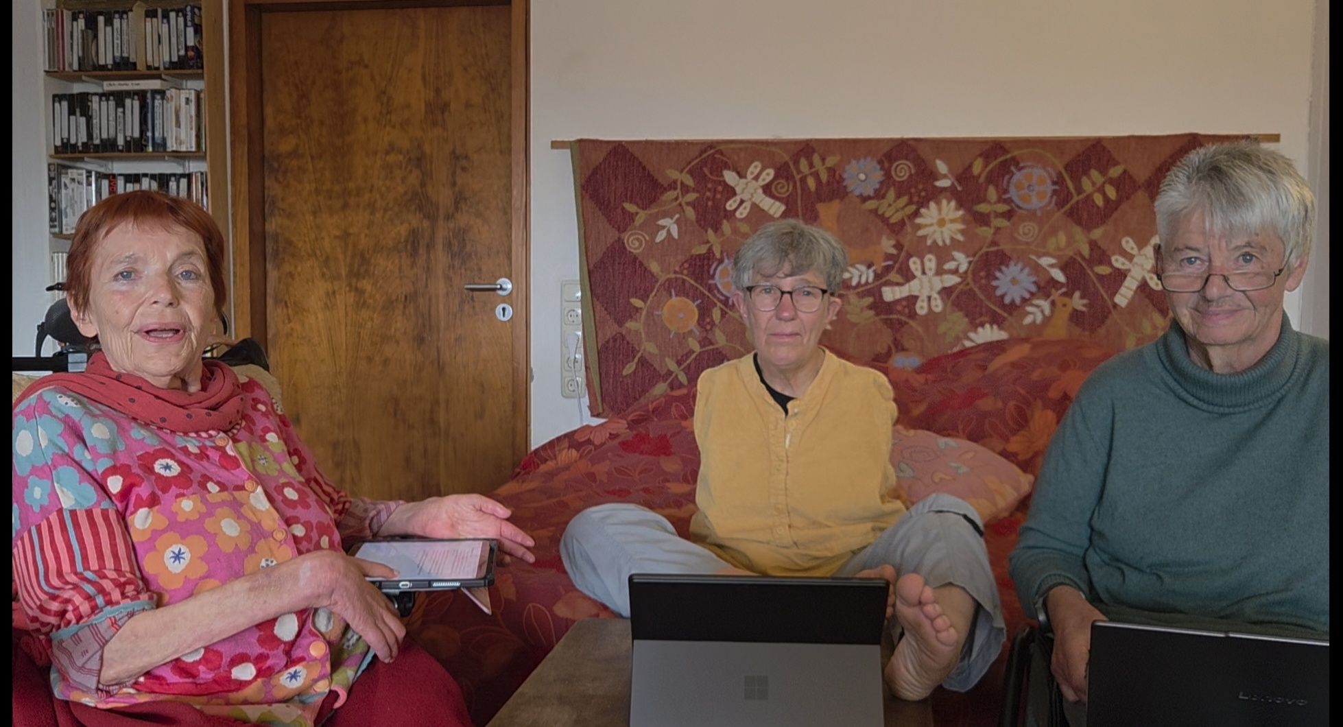 Dinah Radtke, Theresia Degener und Sigrid Arnade im Video für die UN